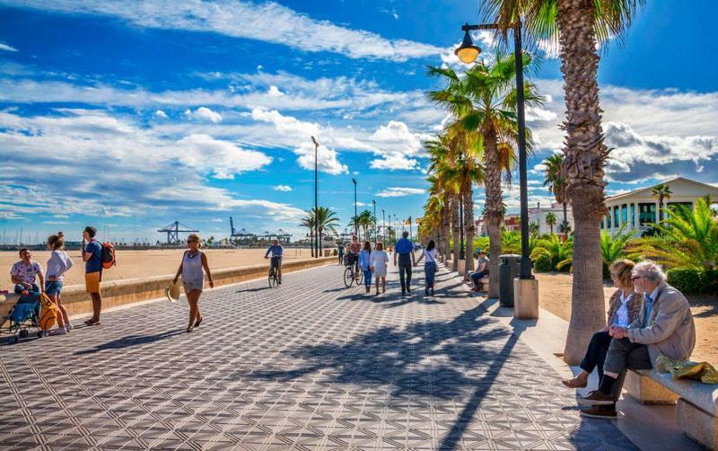 Valencia Beach Rooms Exteriör bild